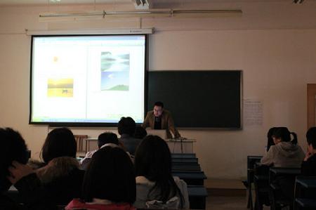 叶波老师为同学们解析图片 叶波老师为同学们解析图片