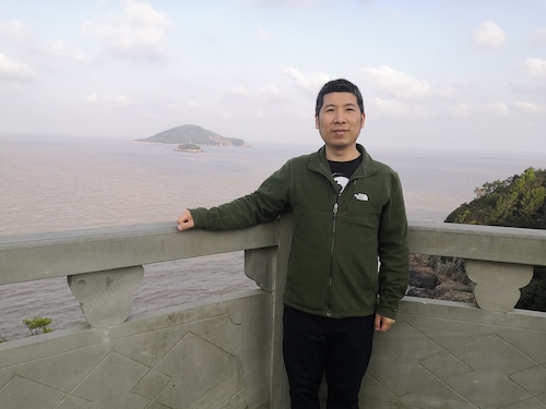 王杭栋照片